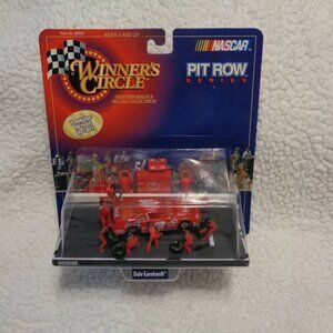 Dale Earnhardt #3 Coca-Cola Winner's Circle Pit Row Series Nascar